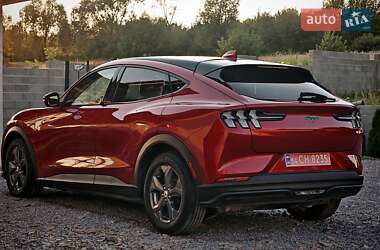 Внедорожник / Кроссовер Ford Mustang Mach-E 2021 в 