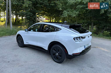 Позашляховик / Кросовер Ford Mustang Mach-E 2023 в 
