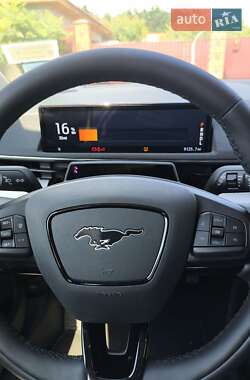 Внедорожник / Кроссовер Ford Mustang Mach-E 2023 в 