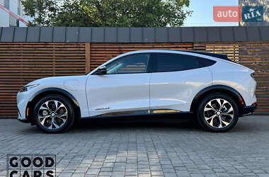 Позашляховик / Кросовер Ford Mustang Mach-E 2023 в 