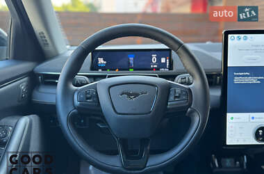 Позашляховик / Кросовер Ford Mustang Mach-E 2023 в 