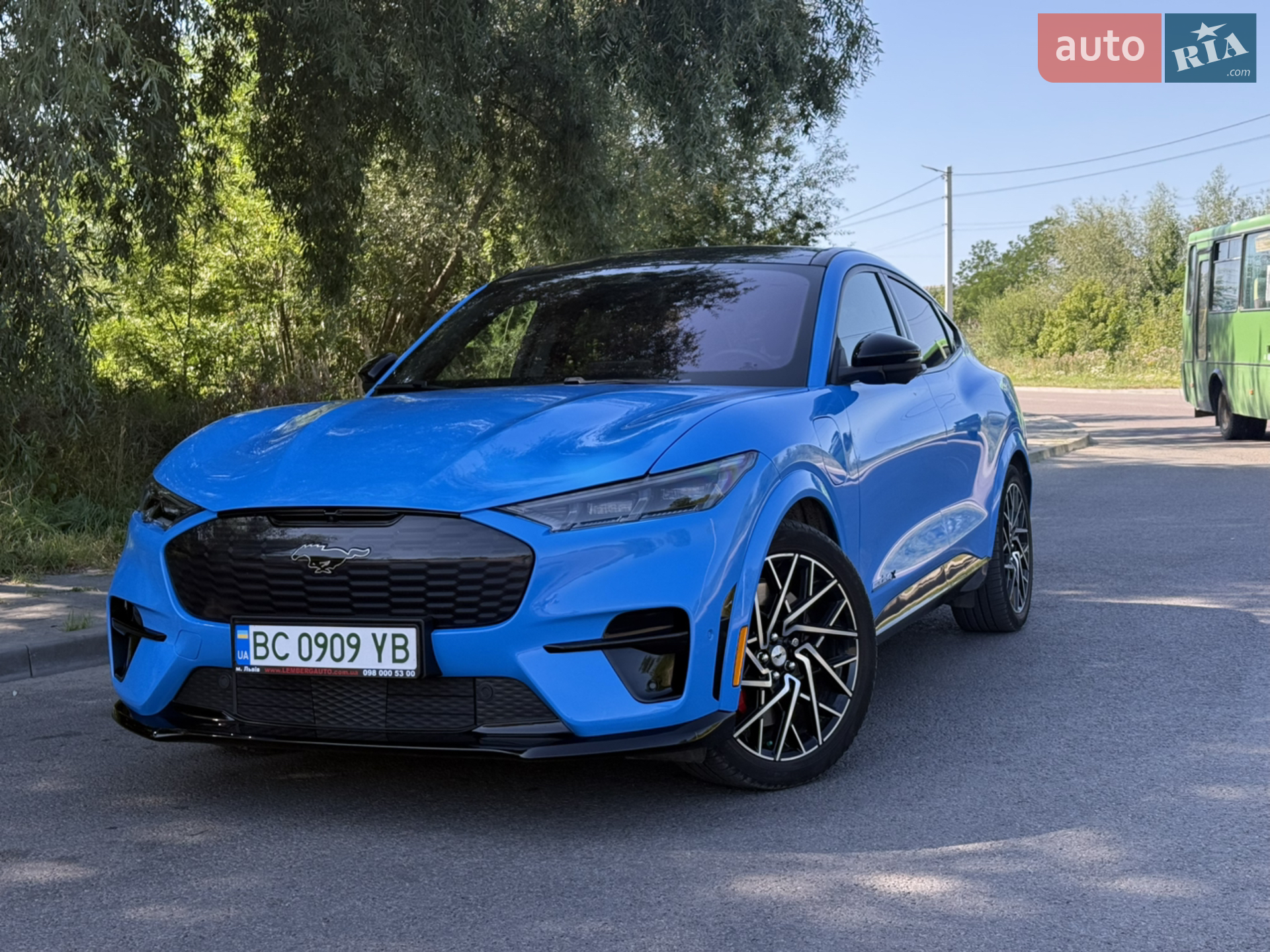 2022 Ford Mustang Mach-E - мініатюра 3