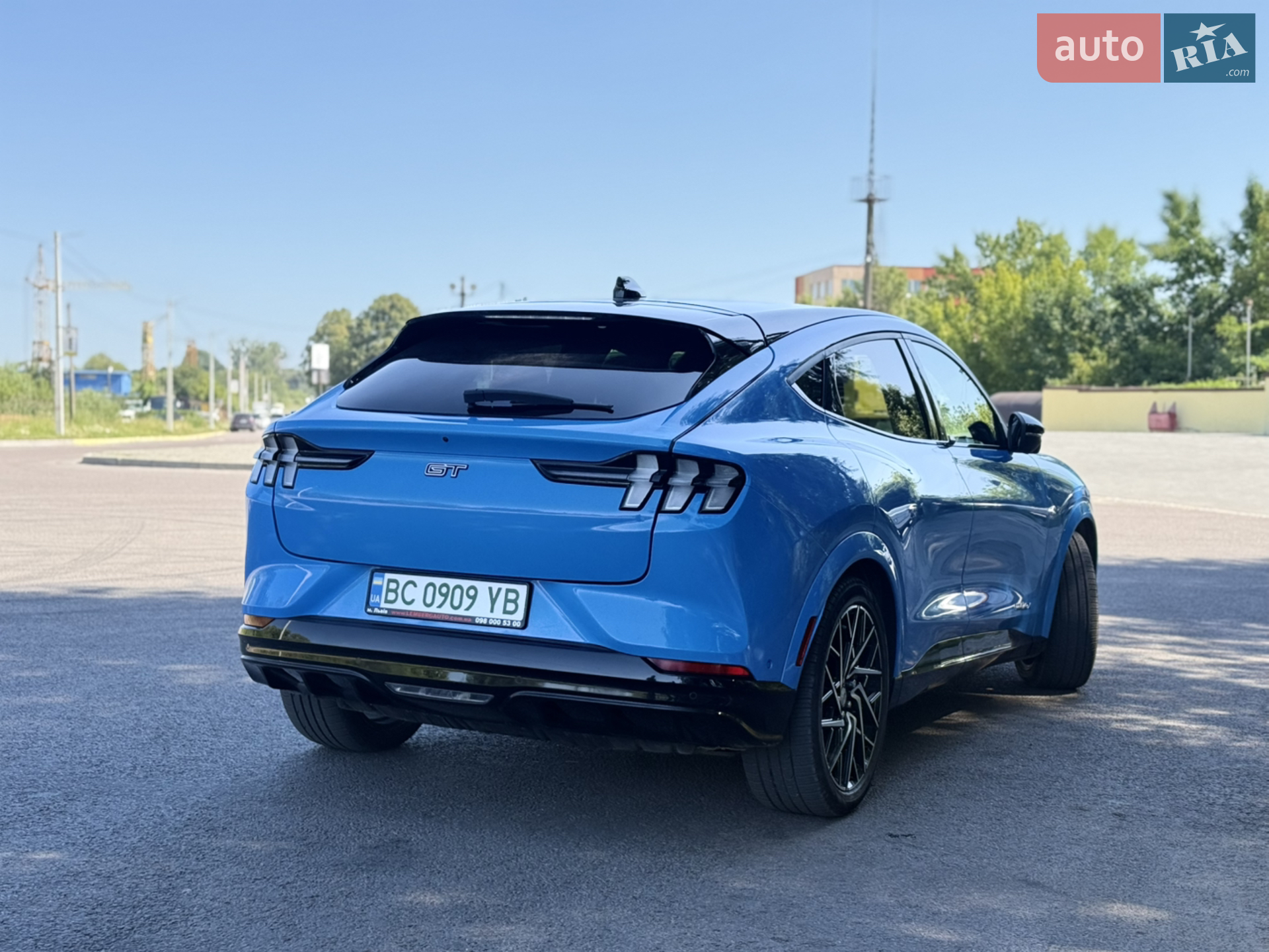 2022 Ford Mustang Mach-E - мініатюра 12