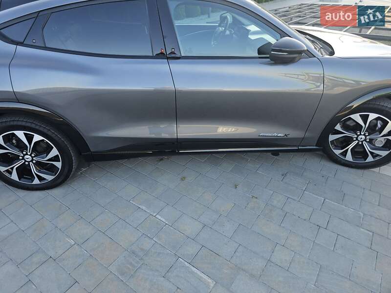 Позашляховик / Кросовер Ford Mustang Mach-E 2023 в Кам'янець-Подільському фото 5 Позашляховик / Кросовер Ford Mustang Mach-E 2023 в Кам'янець-Подільському