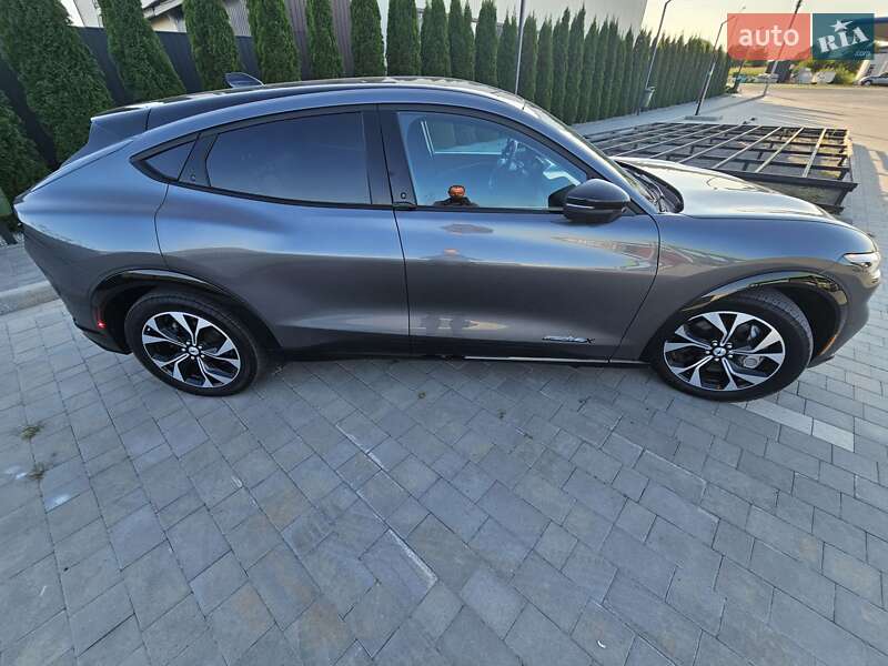 Позашляховик / Кросовер Ford Mustang Mach-E 2023 в Кам'янець-Подільському фото 9 Позашляховик / Кросовер Ford Mustang Mach-E 2023 в Кам'янець-Подільському