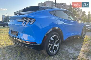 Позашляховик / Кросовер Ford Mustang Mach-E 2022 в 