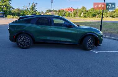 Внедорожник / Кроссовер Ford Mustang Mach-E 2024 в 