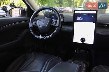 Внедорожник / Кроссовер Ford Mustang Mach-E 2022 в 