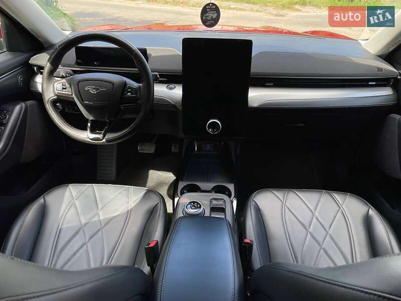 Позашляховик / Кросовер Ford Mustang Mach-E 2022 в Рівному