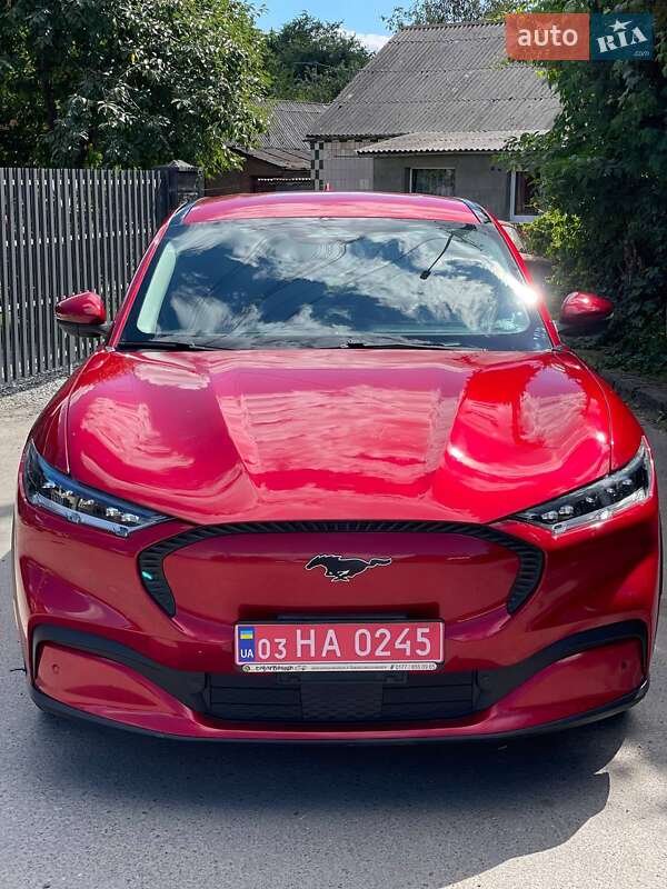 Позашляховик / Кросовер Ford Mustang Mach-E 2022 в Рівному