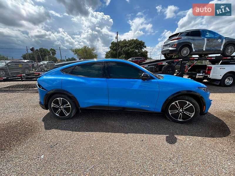 Позашляховик / Кросовер Ford Mustang Mach-E 2023 в Києві фото 11 Позашляховик / Кросовер Ford Mustang Mach-E 2023 в Києві