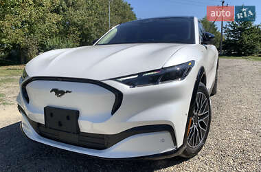 Позашляховик / Кросовер Ford Mustang Mach-E 2024 в Чернівцях