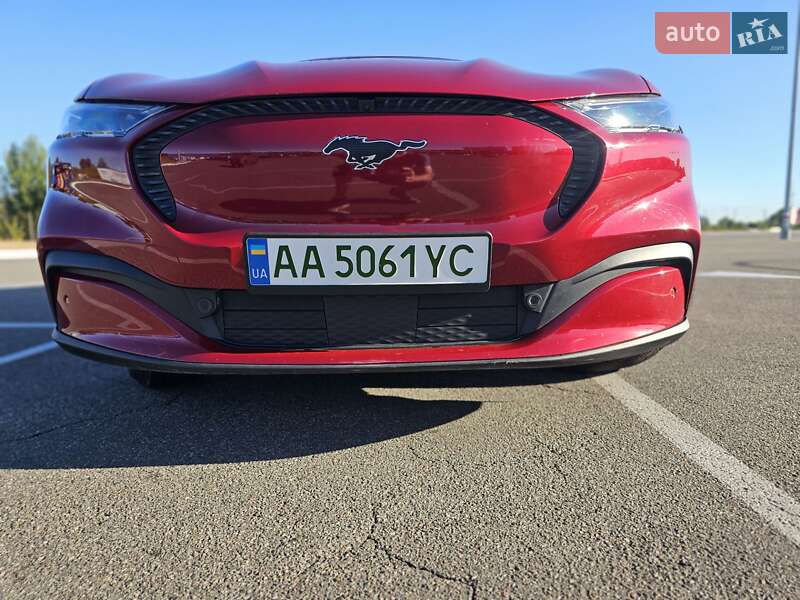 Позашляховик / Кросовер Ford Mustang Mach-E 2021 в Києві