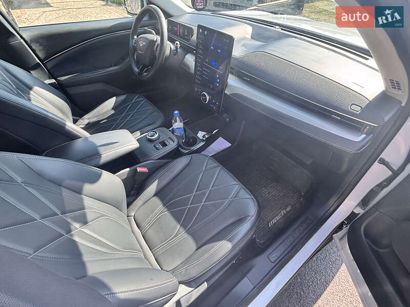 Внедорожник / Кроссовер Ford Mustang Mach-E 2021 в Луцке фото 16 Внедорожник / Кроссовер Ford Mustang Mach-E 2021 в Луцке
