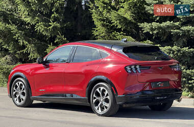 Внедорожник / Кроссовер Ford Mustang Mach-E 2021 в 