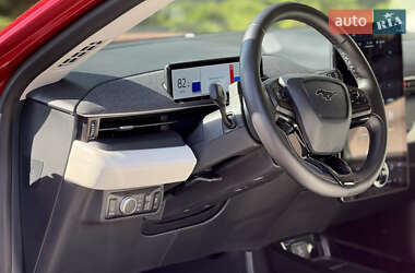 Внедорожник / Кроссовер Ford Mustang Mach-E 2021 в 