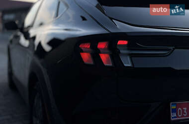 Внедорожник / Кроссовер Ford Mustang Mach-E 2021 в 