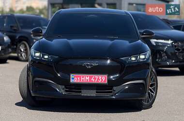 Позашляховик / Кросовер Ford Mustang Mach-E 2024 в 
