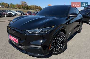 Позашляховик / Кросовер Ford Mustang Mach-E 2024 в 