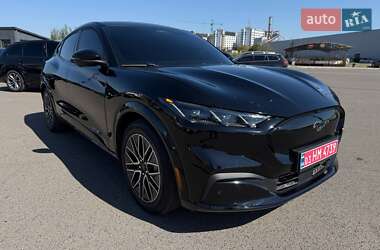 Позашляховик / Кросовер Ford Mustang Mach-E 2024 в 