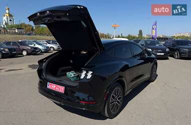 Позашляховик / Кросовер Ford Mustang Mach-E 2024 в 