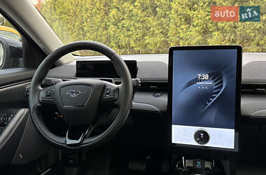 Позашляховик / Кросовер Ford Mustang Mach-E 2023 в 