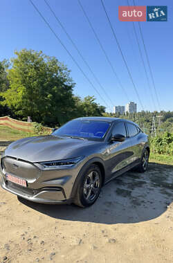 Позашляховик / Кросовер Ford Mustang Mach-E 2023 в 