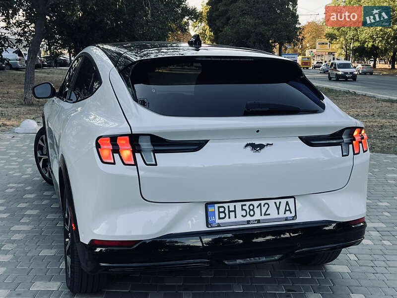 Позашляховик / Кросовер Ford Mustang Mach-E 2021 в Одесі