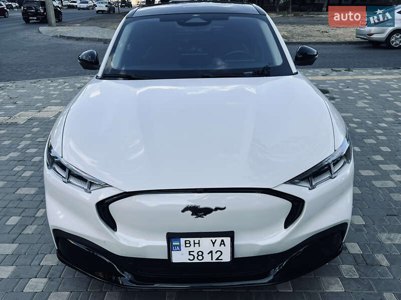 Позашляховик / Кросовер Ford Mustang Mach-E 2021 в Одесі