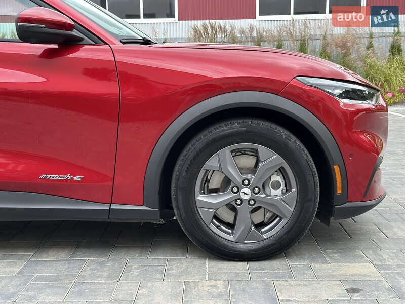 Позашляховик / Кросовер Ford Mustang Mach-E 2022 в Луцьку