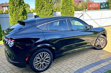 Позашляховик / Кросовер Ford Mustang Mach-E 2024 в 