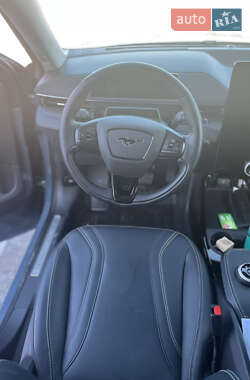 Позашляховик / Кросовер Ford Mustang Mach-E 2023 в 