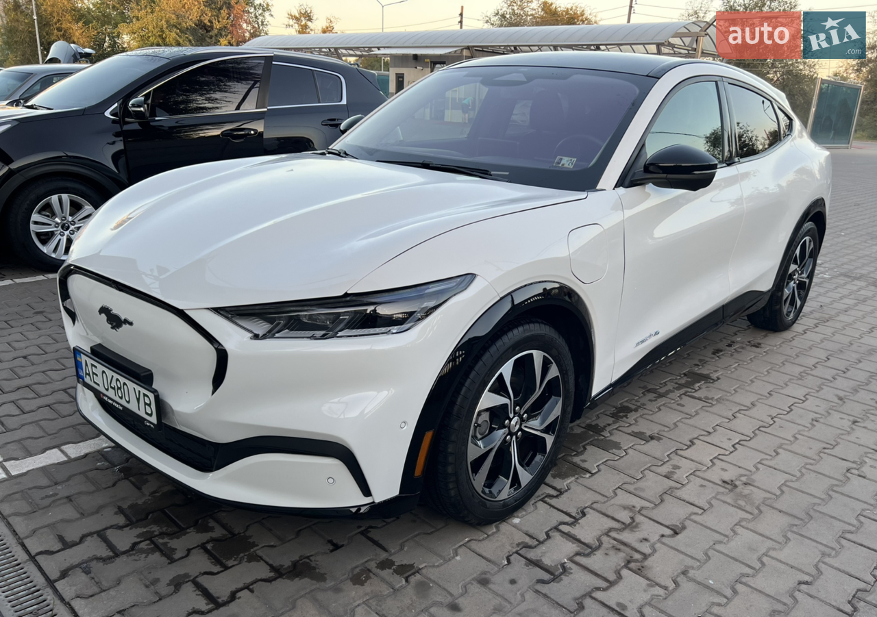 2021 Ford Mustang Mach-E - мініатюра 31