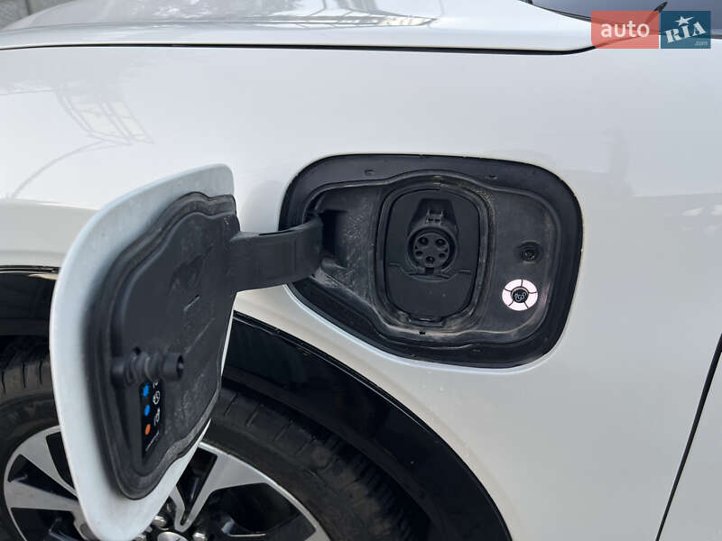 Позашляховик / Кросовер Ford Mustang Mach-E 2022 в Кривому Розі фото 13 Позашляховик / Кросовер Ford Mustang Mach-E 2022 в Кривому Розі