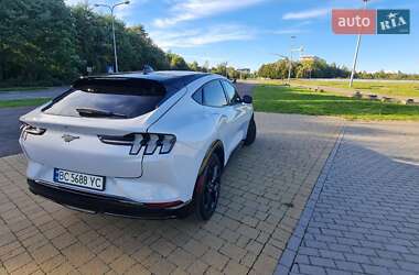 Позашляховик / Кросовер Ford Mustang Mach-E 2023 в 