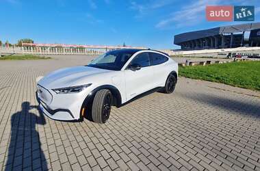 Позашляховик / Кросовер Ford Mustang Mach-E 2023 в 