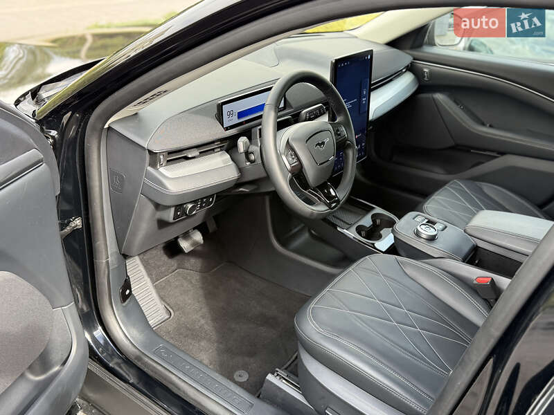 Внедорожник / Кроссовер Ford Mustang Mach-E 2023 в Львове
