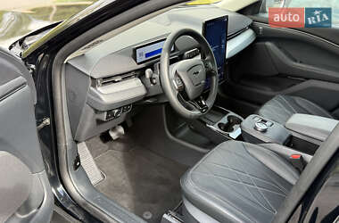 Внедорожник / Кроссовер Ford Mustang Mach-E 2023 в 