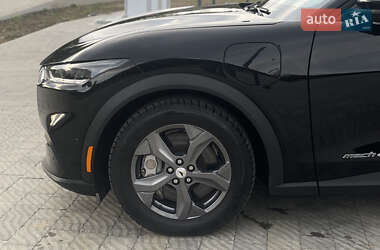 Позашляховик / Кросовер Ford Mustang Mach-E 2023 в 