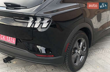 Позашляховик / Кросовер Ford Mustang Mach-E 2023 в 