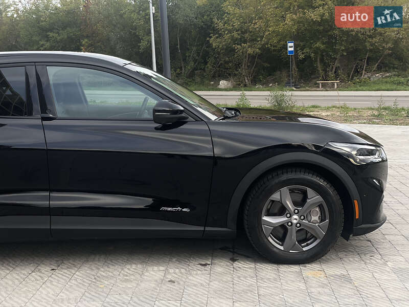 Позашляховик / Кросовер Ford Mustang Mach-E 2023 в Львові фото 32 Позашляховик / Кросовер Ford Mustang Mach-E 2023 в Львові