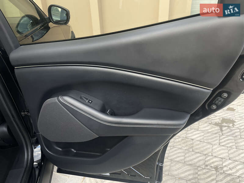 Позашляховик / Кросовер Ford Mustang Mach-E 2023 в Львові фото 68 Позашляховик / Кросовер Ford Mustang Mach-E 2023 в Львові