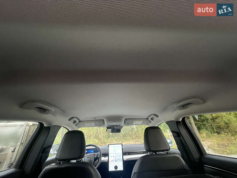 Позашляховик / Кросовер Ford Mustang Mach-E 2023 в Львові фото 82 Позашляховик / Кросовер Ford Mustang Mach-E 2023 в Львові