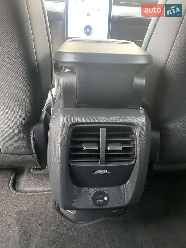 Позашляховик / Кросовер Ford Mustang Mach-E 2023 в Львові фото 69 Позашляховик / Кросовер Ford Mustang Mach-E 2023 в Львові