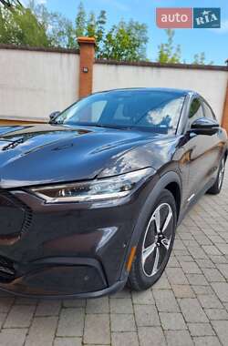 Позашляховик / Кросовер Ford Mustang Mach-E 2022 в 