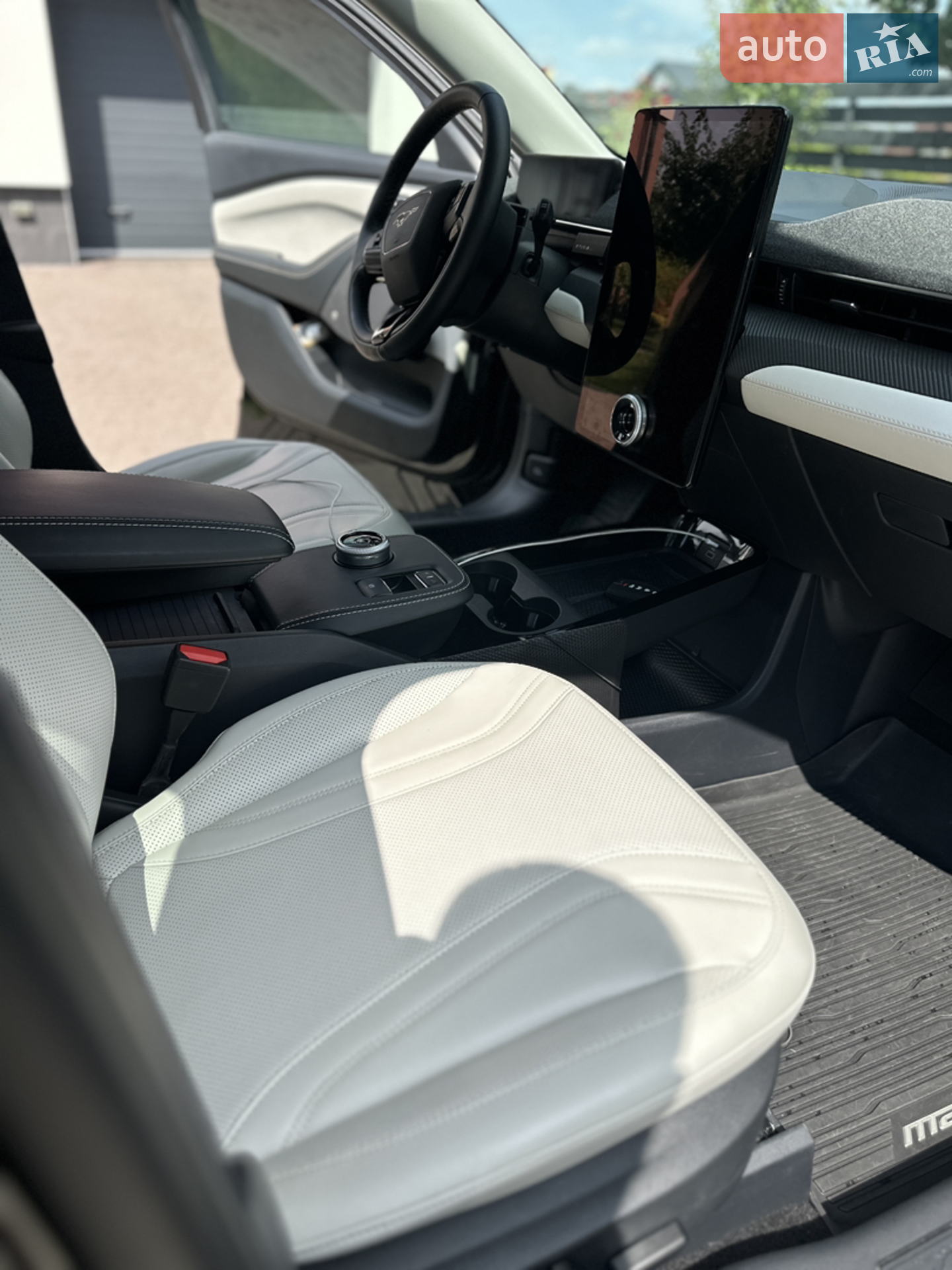 2024 Ford Mustang Mach-E - мініатюра 11