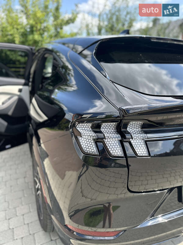Внедорожник / Кроссовер Ford Mustang Mach-E 2024 в Львове