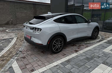 Внедорожник / Кроссовер Ford Mustang Mach-E 2021 в 