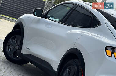 Позашляховик / Кросовер Ford Mustang Mach-E 2022 в 