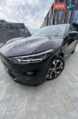 Позашляховик / Кросовер Ford Mustang Mach-E 2023 в 